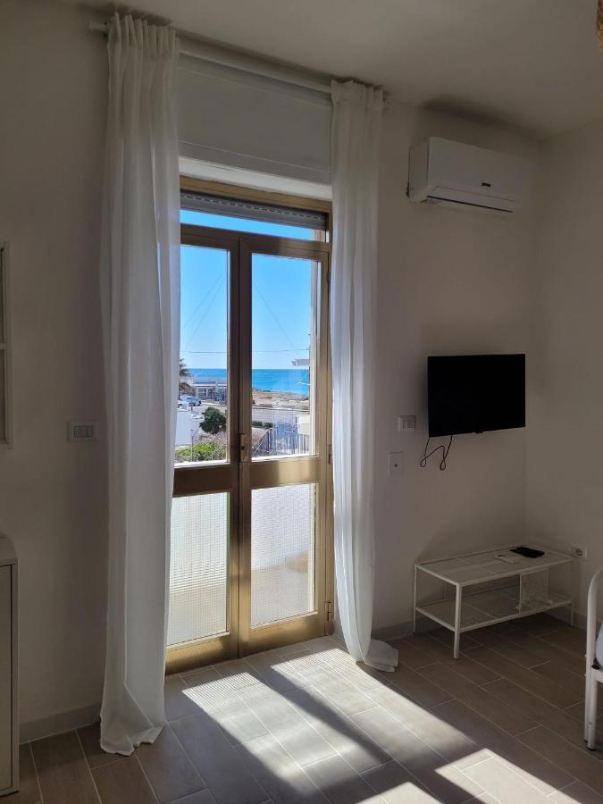 Appartamento Demetrio 50M Mare & Shopping Lido Marini Exterior foto
